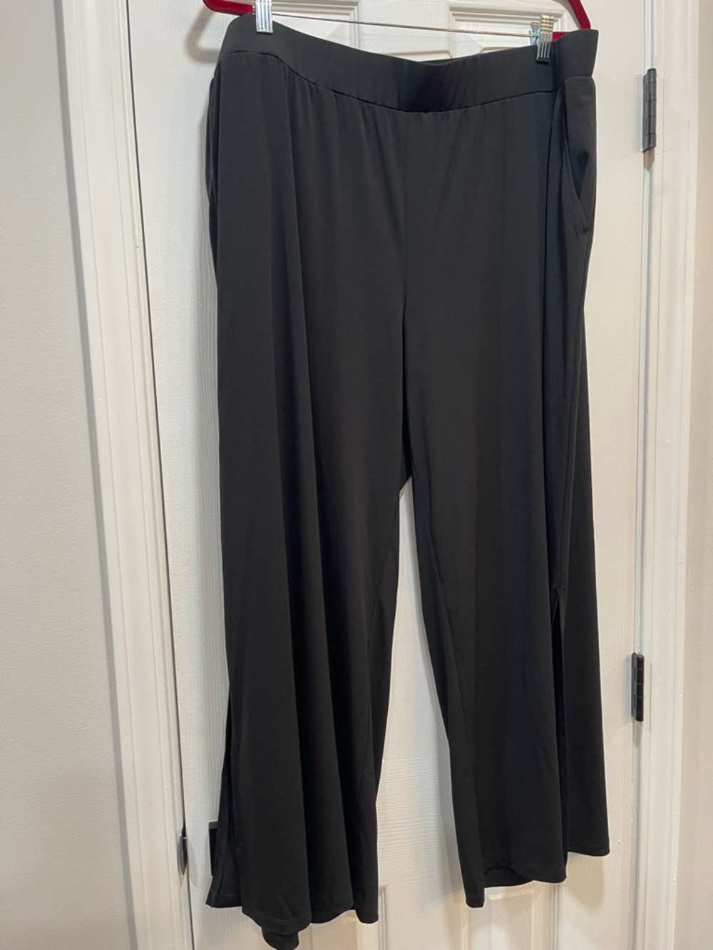 G.I.L.I. Black Wide-Leg Pull-On Pants